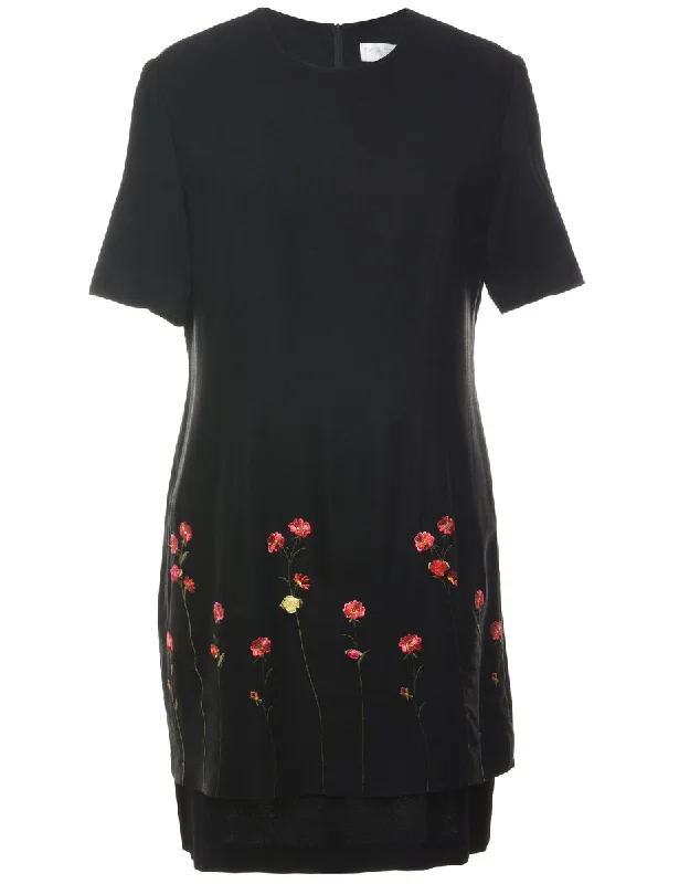 Black Embroidered Dress - XL