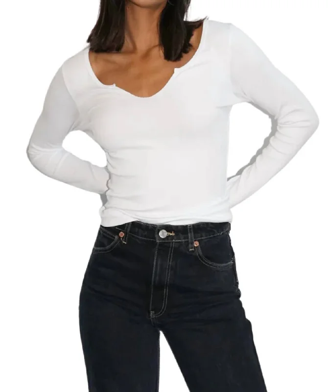 Emory Notch Long Sleeve Top In White